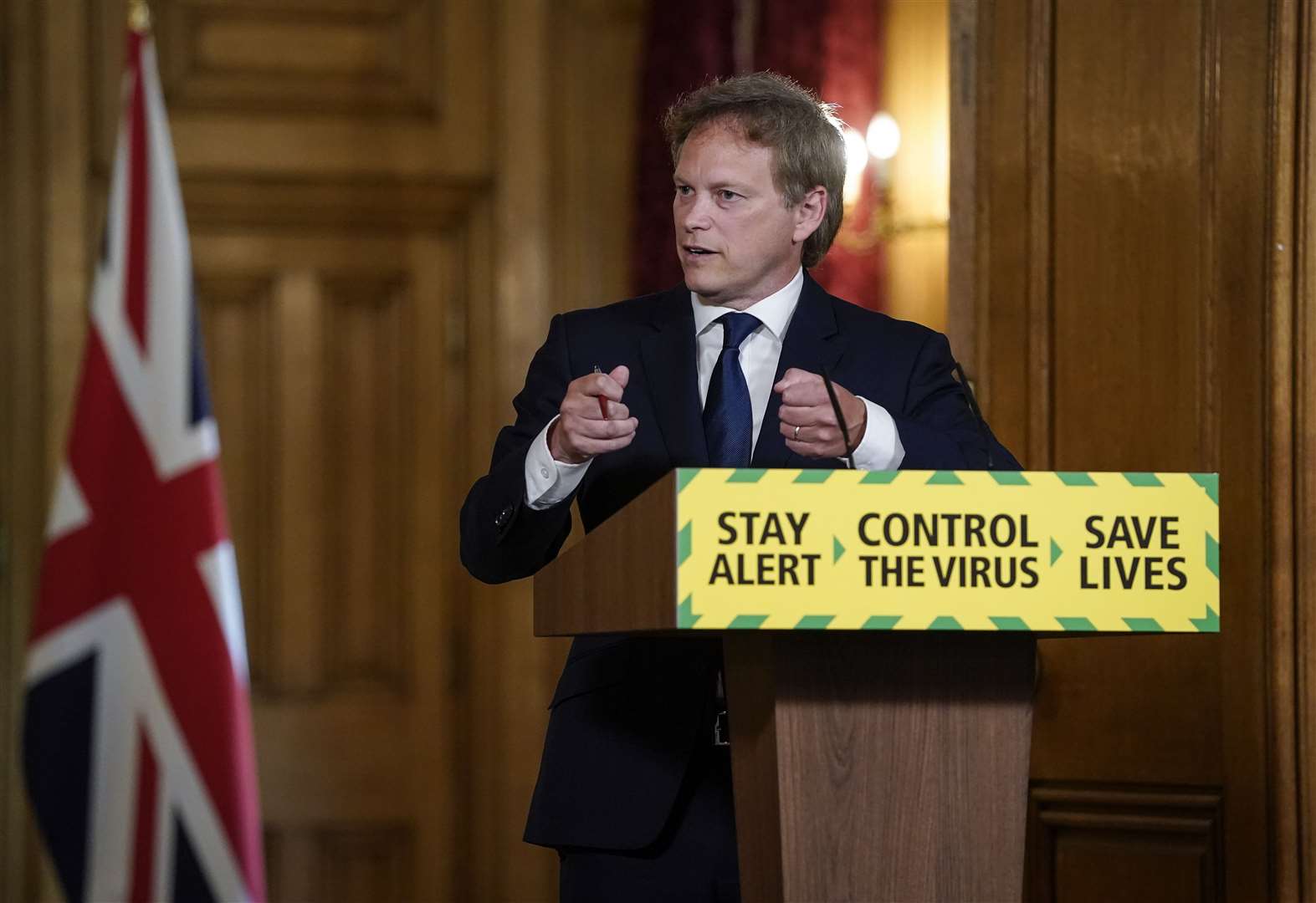 Transport Secretary Grant Shapps defended Dominic Cummings during the daily Downing Street press briefing (Andrew Parsons/10 Downing Street/Crown Copyright)