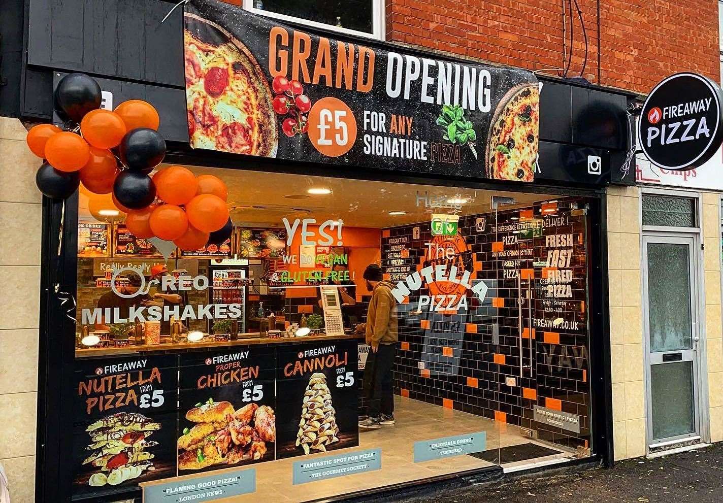 A new branch of Fireaway takeaway pizza opened in Sidcup today