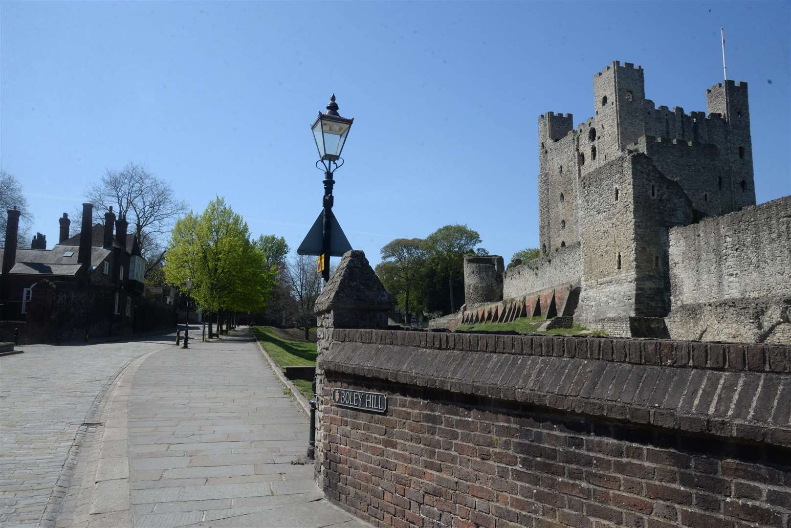 Gates to the castle's grounds will be shut at 5pm in a move agreed between Medway Council and the police
