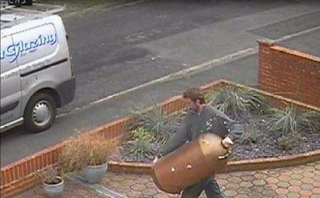 Contractor Steven Roberts caught stealing a copper tank on CCTV from the home of Mark Hicks