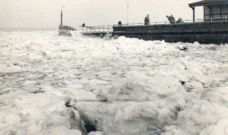 The sea froze around Nepturne Jetty at Sheerness beach in 1963