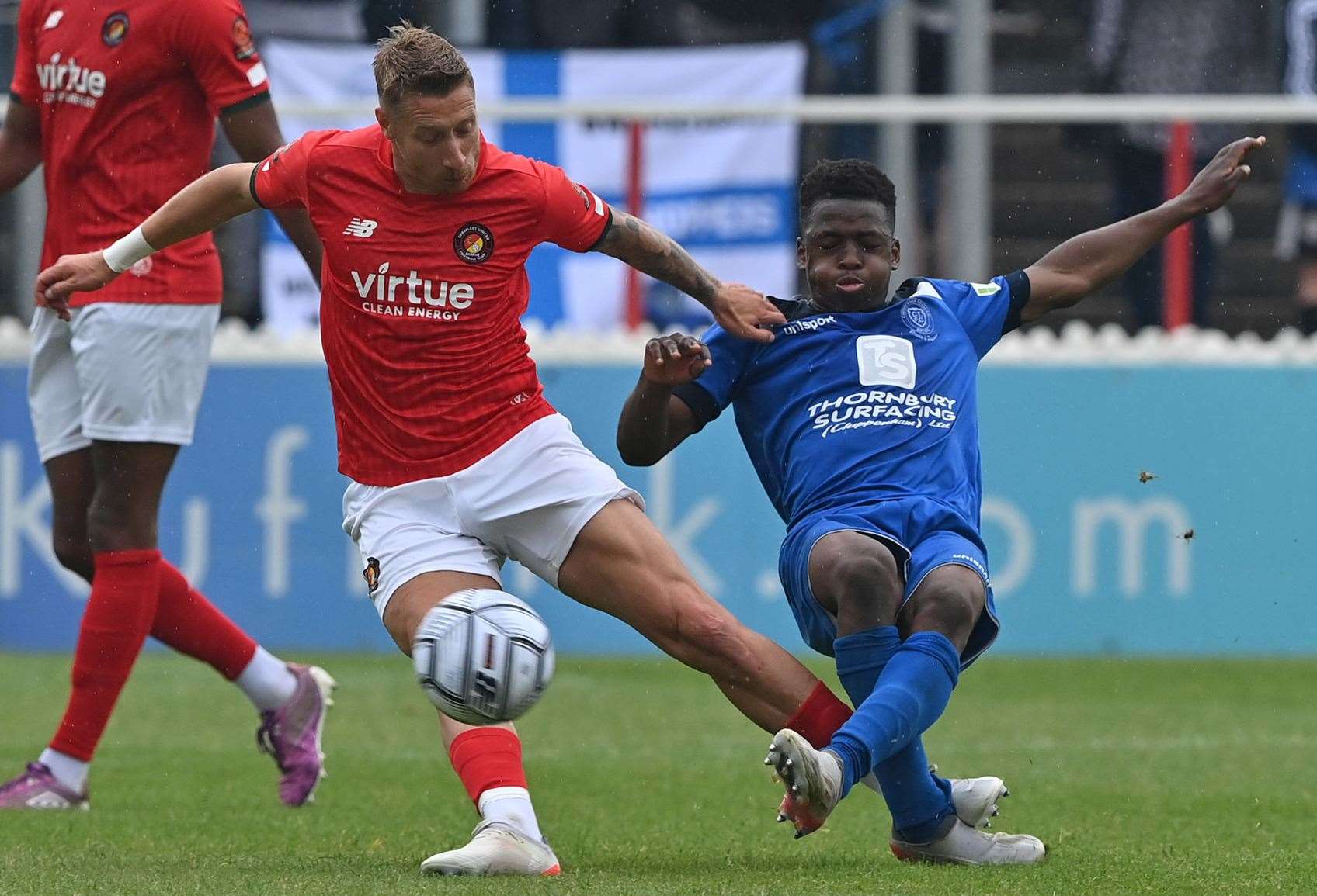Lee Martin in the thick of the action for Ebbsfleet against Chippenham on Sunday. Picture: Keith Gillard