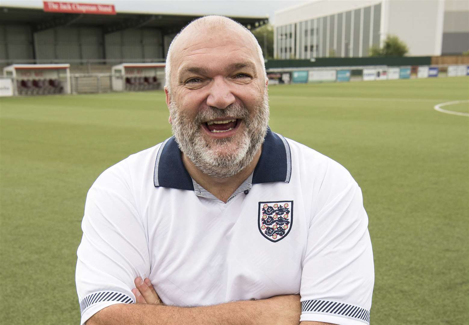 Neil ‘Razor’ Ruddock offered to sign a shirt. Picture: ITV