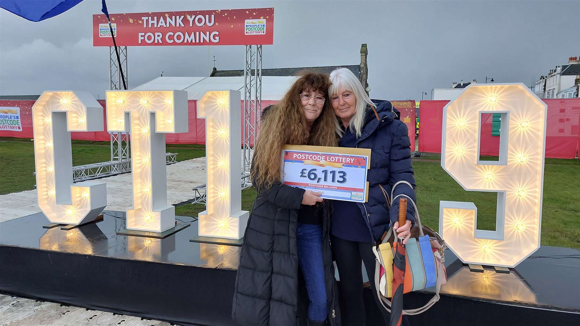 Veronica Belsey collected her winnings with her sister Teresa Robinson