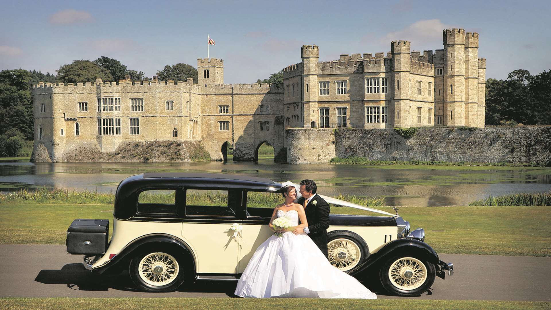 Tying the knot at Leeds Castle