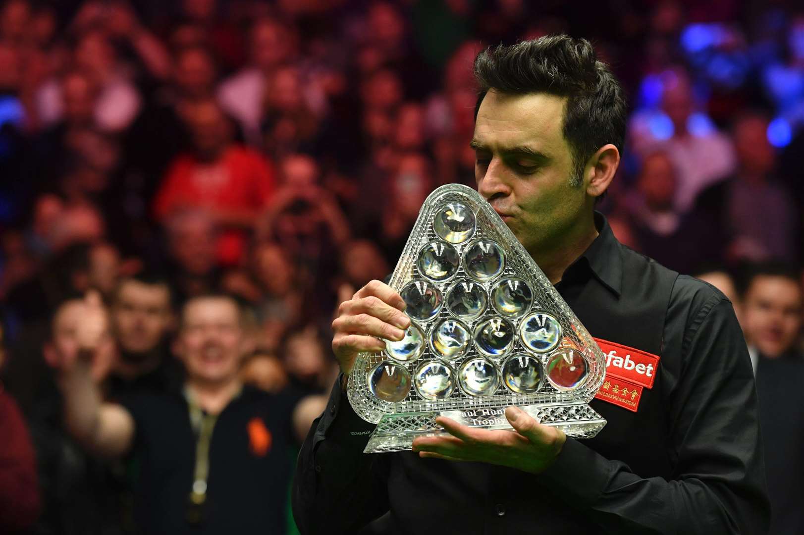 Ronnie O'Sullivan will be at WHSmith in Bluewater (5592856)