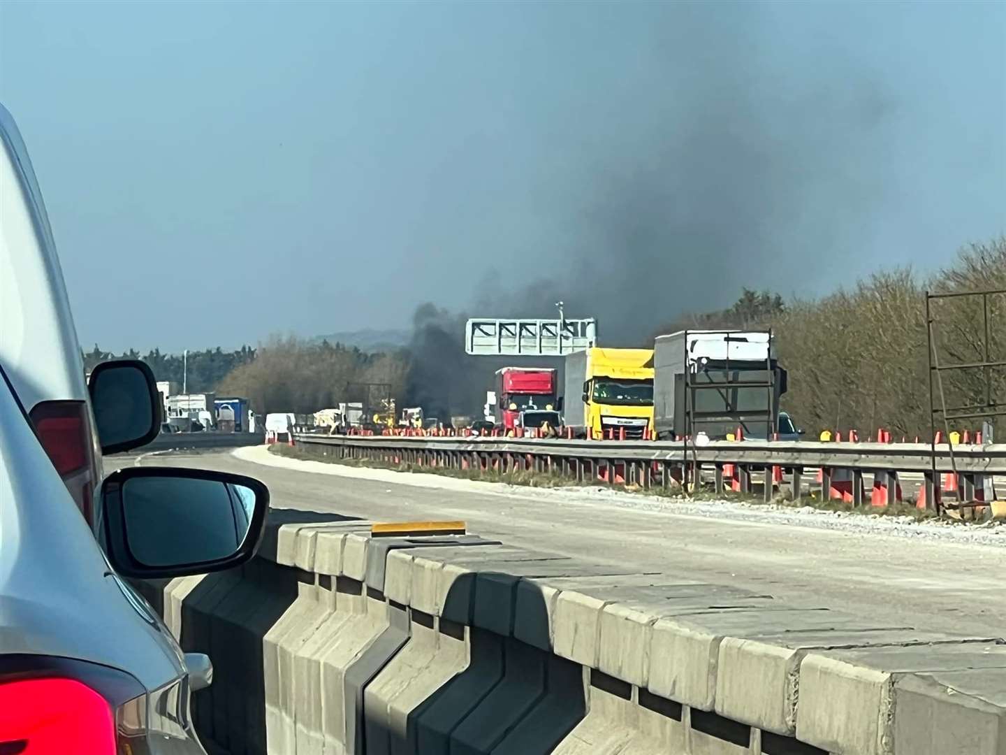 The fire trapped motorists on the M20. Photo: Donald Carter