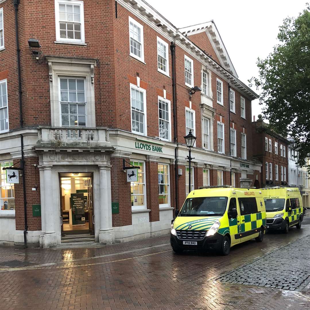 The ambulances outside Lloyds Bank in Ashford (3897143)