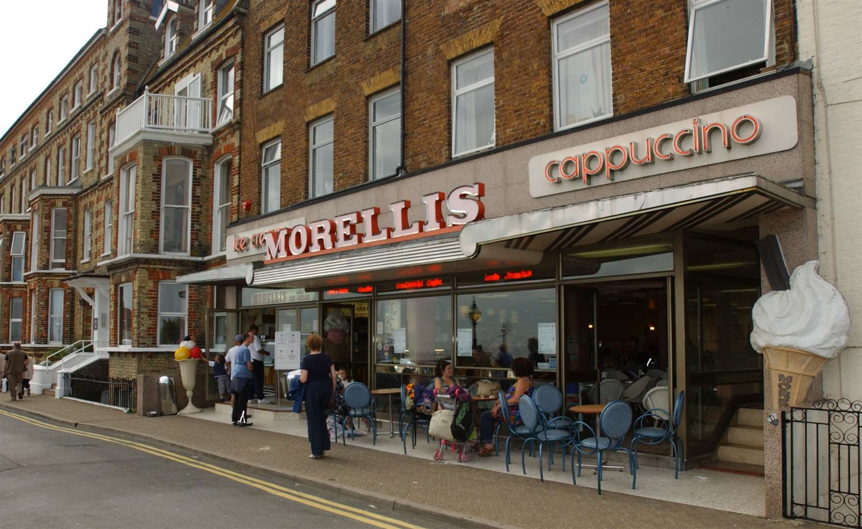 Morellis in Broadstairs pictured in 2007