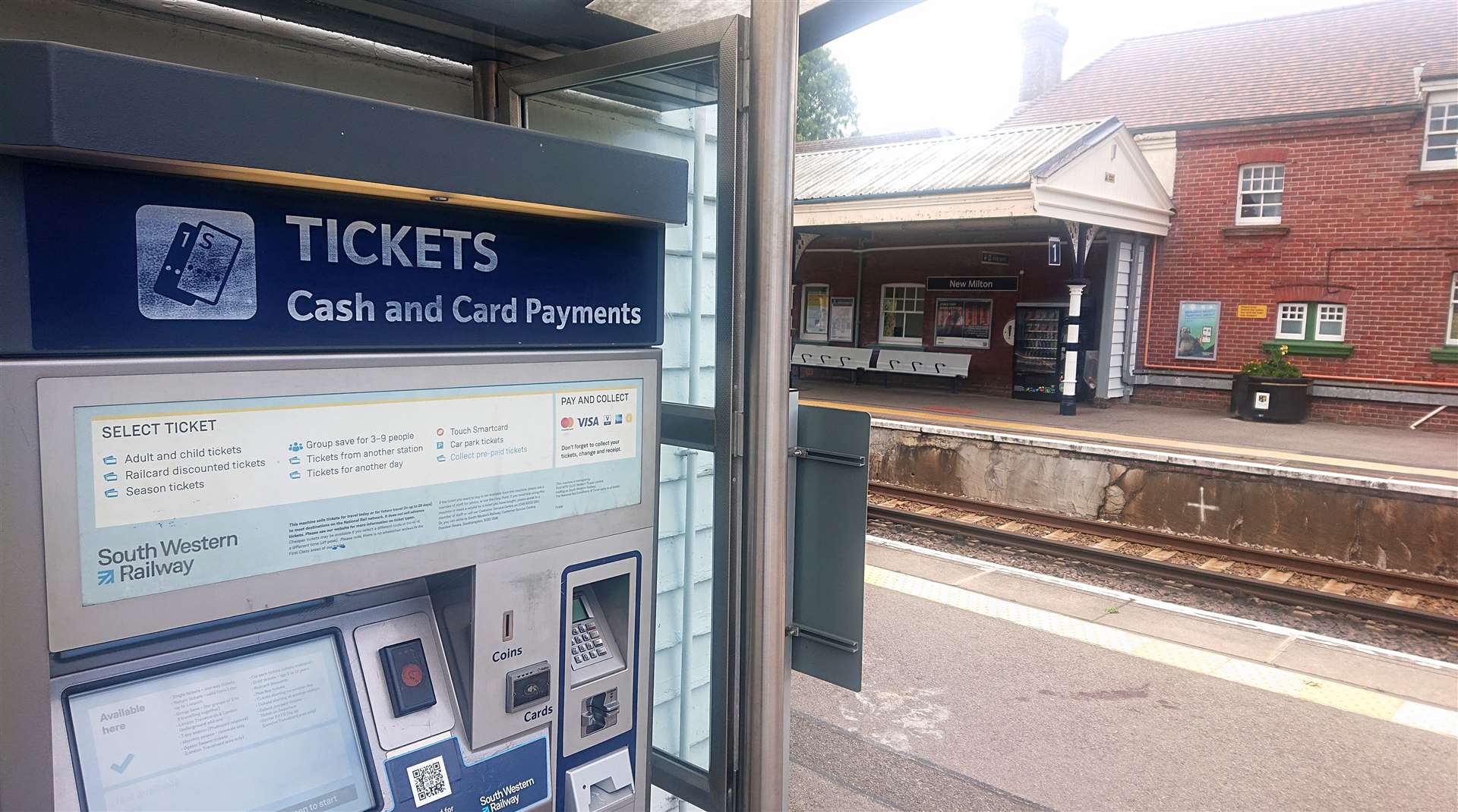 Which? has compared ticket machine prices with fares bought from the Trainline online