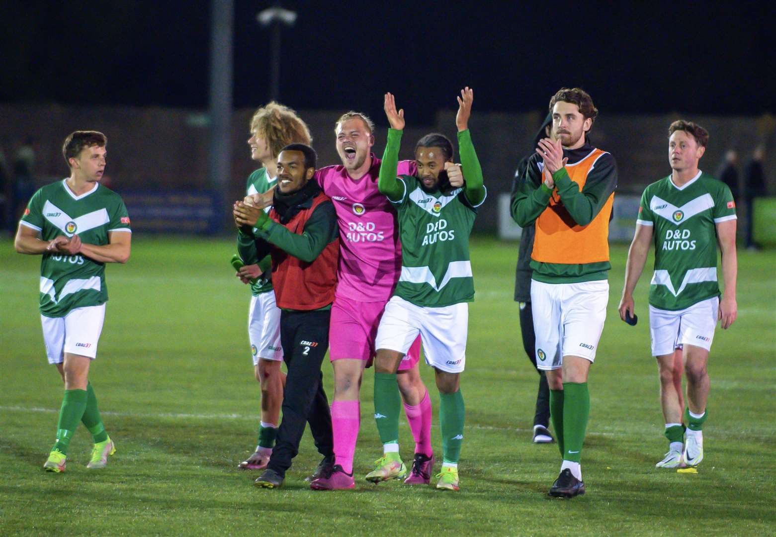 Ashford United players celebrate their play-off semi-final victory Picture: Ian Scammell
