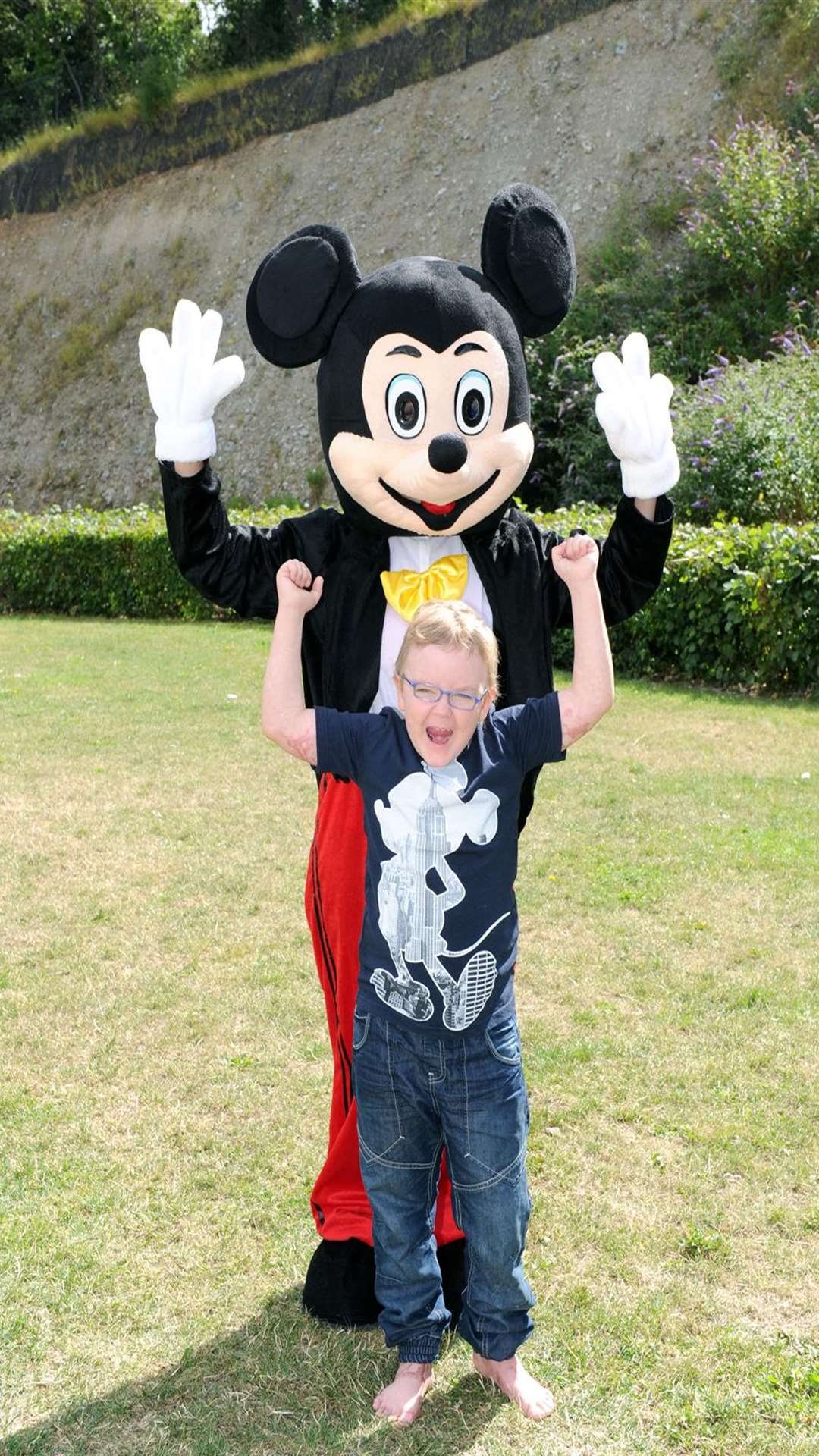 Hands up who's off to Disney World...
