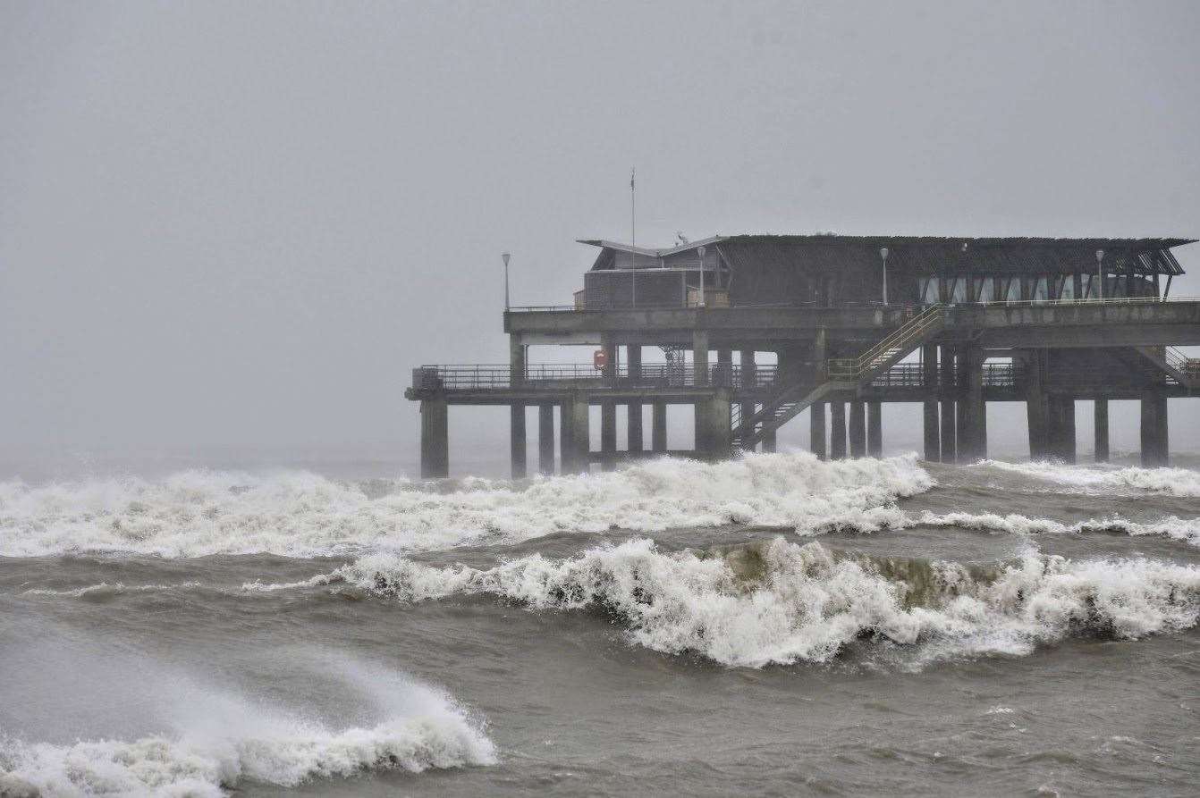Huge waves at Deal pier. Picture: Carol Fenton
