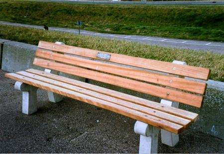 Grace and Leo Rossi's memorial bench at Dymchurch. Taken away by workmen and not replaced.