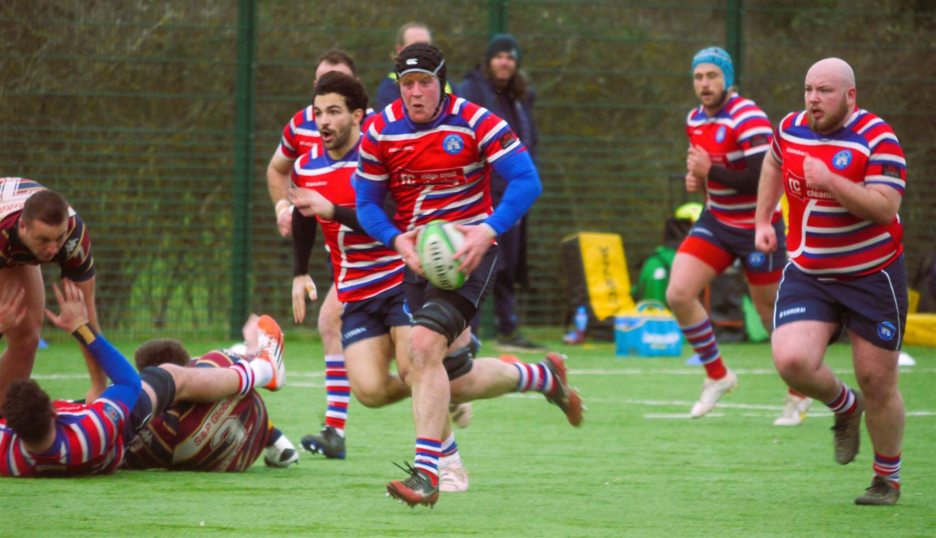 Try-scorer Truman Sullivan on the charge for Tonbridge Juddians on Saturday. Picture: Adam Hookway