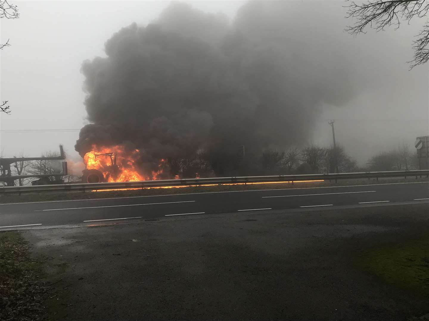 A tractor was engulfed in flames (6785758)