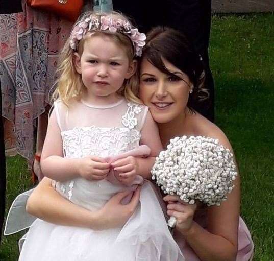 Nellie-Rose with her mum, Leighann Lynes (40256439)