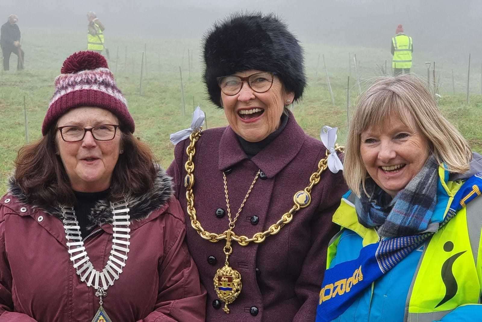 The Mayor, Fay Gooch, with the South East Regional President of the Soroptimists, Yvonne Freeman, left, and Sharon Forghani, right