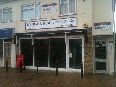Raid at Bourne and Kemp jewellers in Longfield.