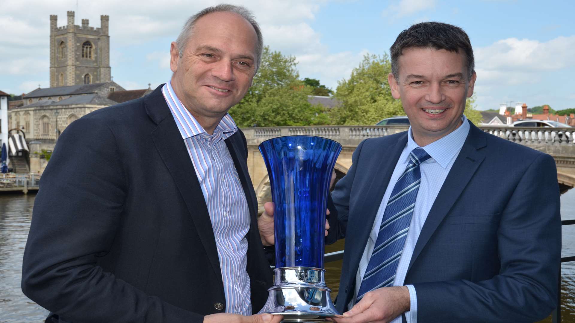 Steve Ottewill presents the Redgrave Challenge Vase to Olympic legend Sir Steve Redgrave at the Henley Royal Regatta this year