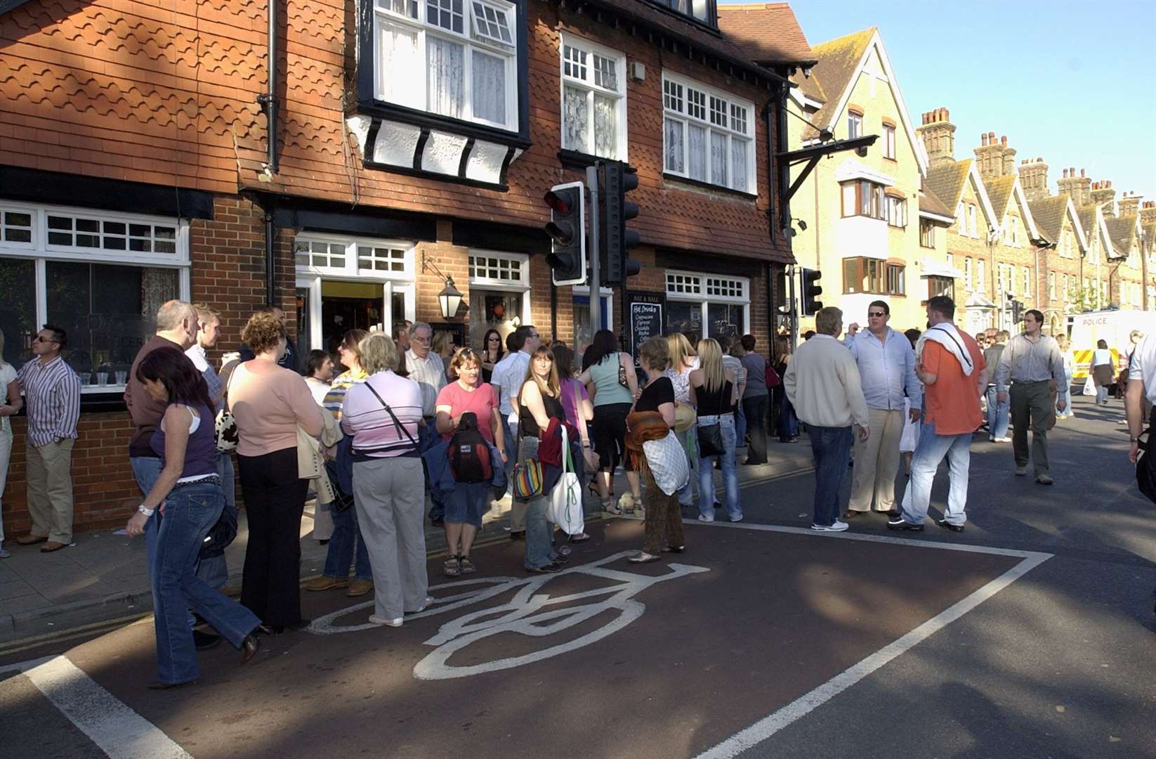 The Bat and Ball pub did a roaring trade as Elton John perform at the St Lawrence cricket ground opposite in June 2006. The Canterbury pub closed in 2017 and was turned into L'hote restaurant