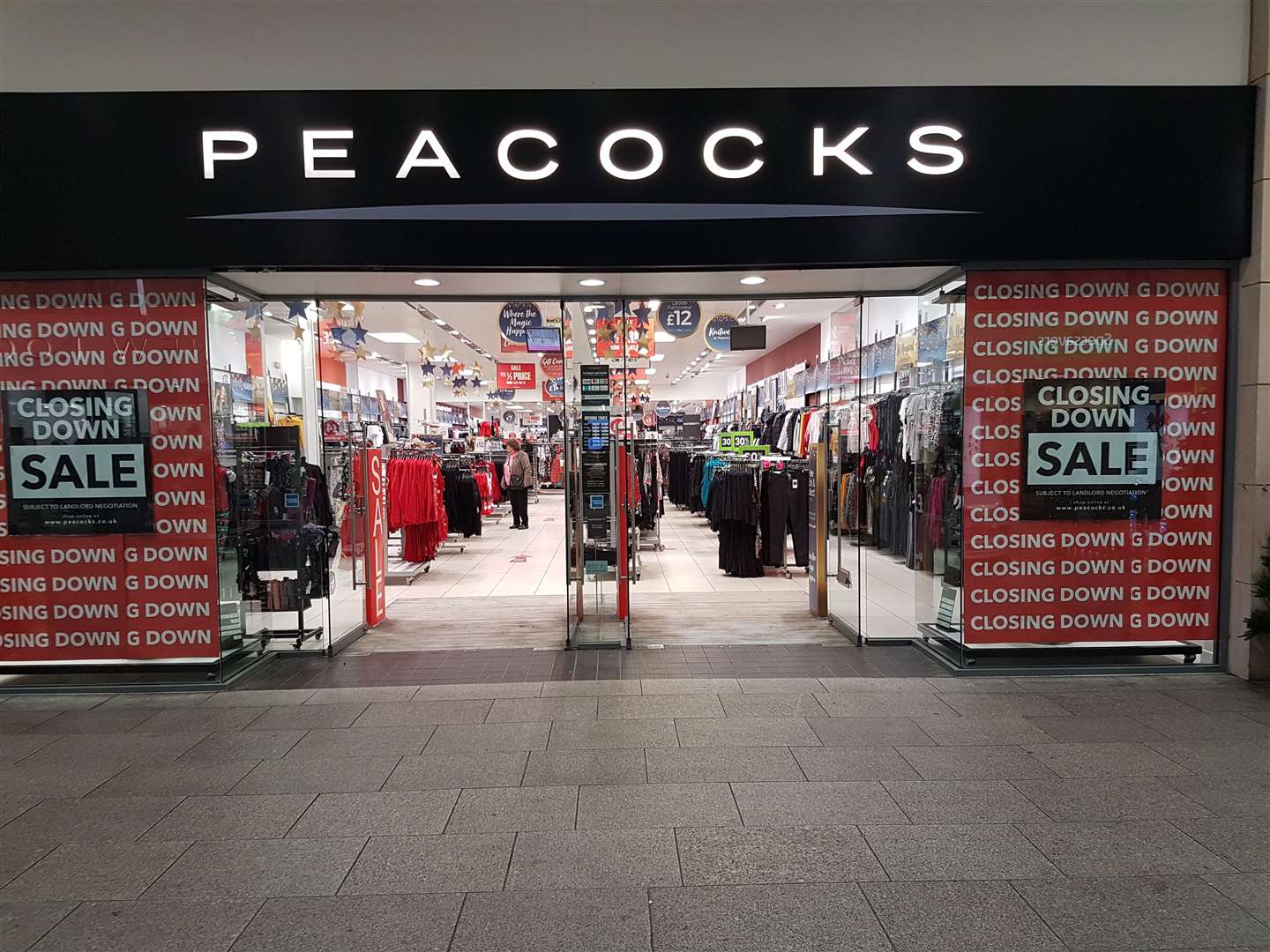 Peacocks in Folkestone reveals 'closing down sale' (5818107)