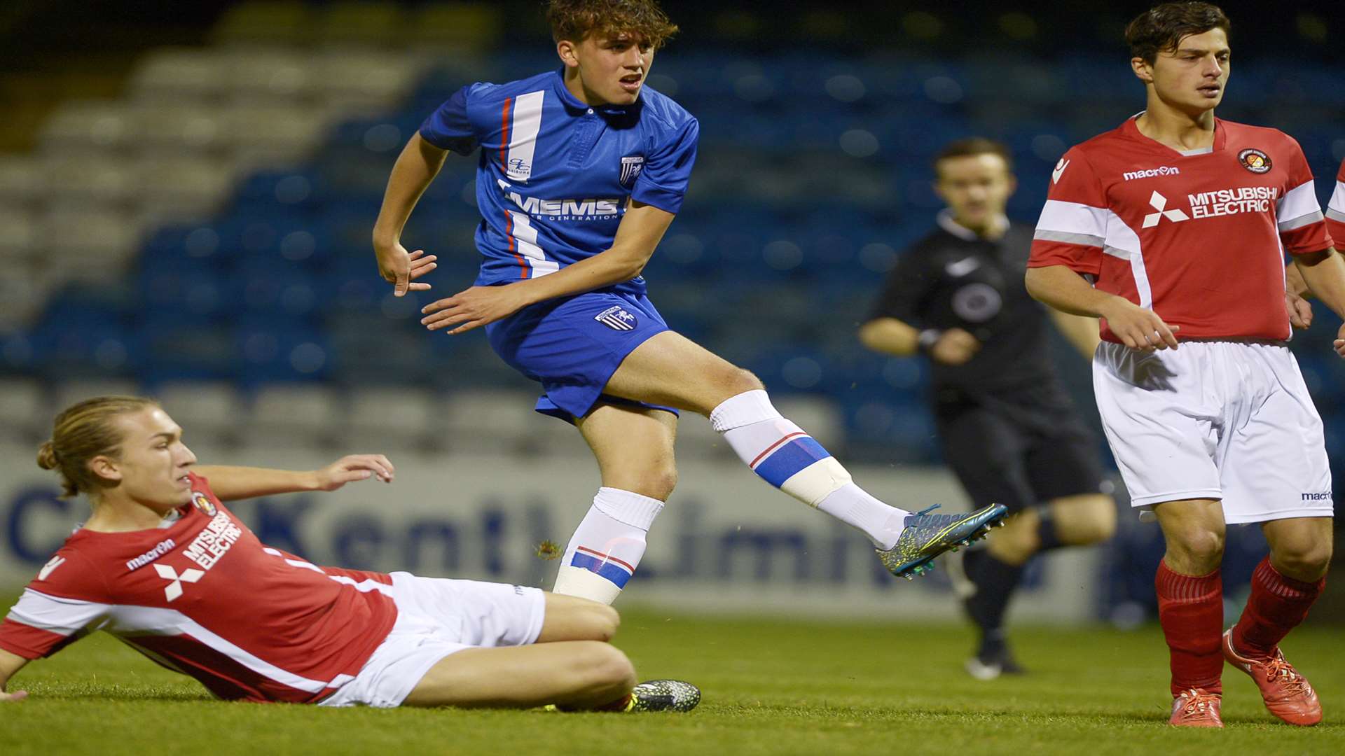 Bradley Stevenson in FA Youth Cup action Picture: Barry Goodwin