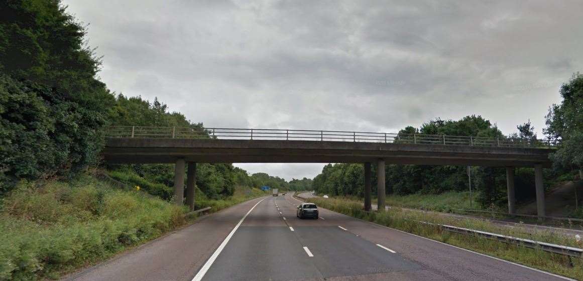 The Highfield Lane bridge will be demolished over the weekend, forcing the closure of a section of the M20 (16119007)