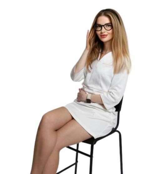 Marina Yankova owns Juvenology Clinic and is an Aesthetic Nurse Specialist.