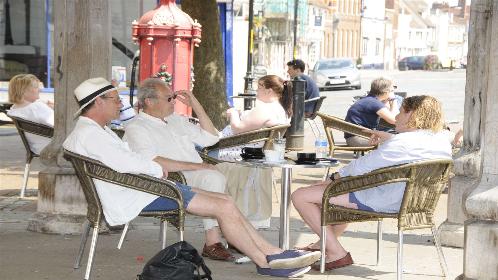 Diners enjoying the good weather in Faversham town centre