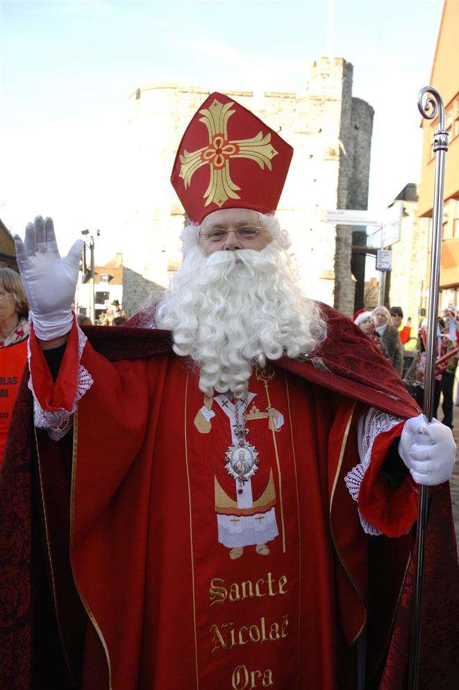 St Nicholas arrives in Canterbury
