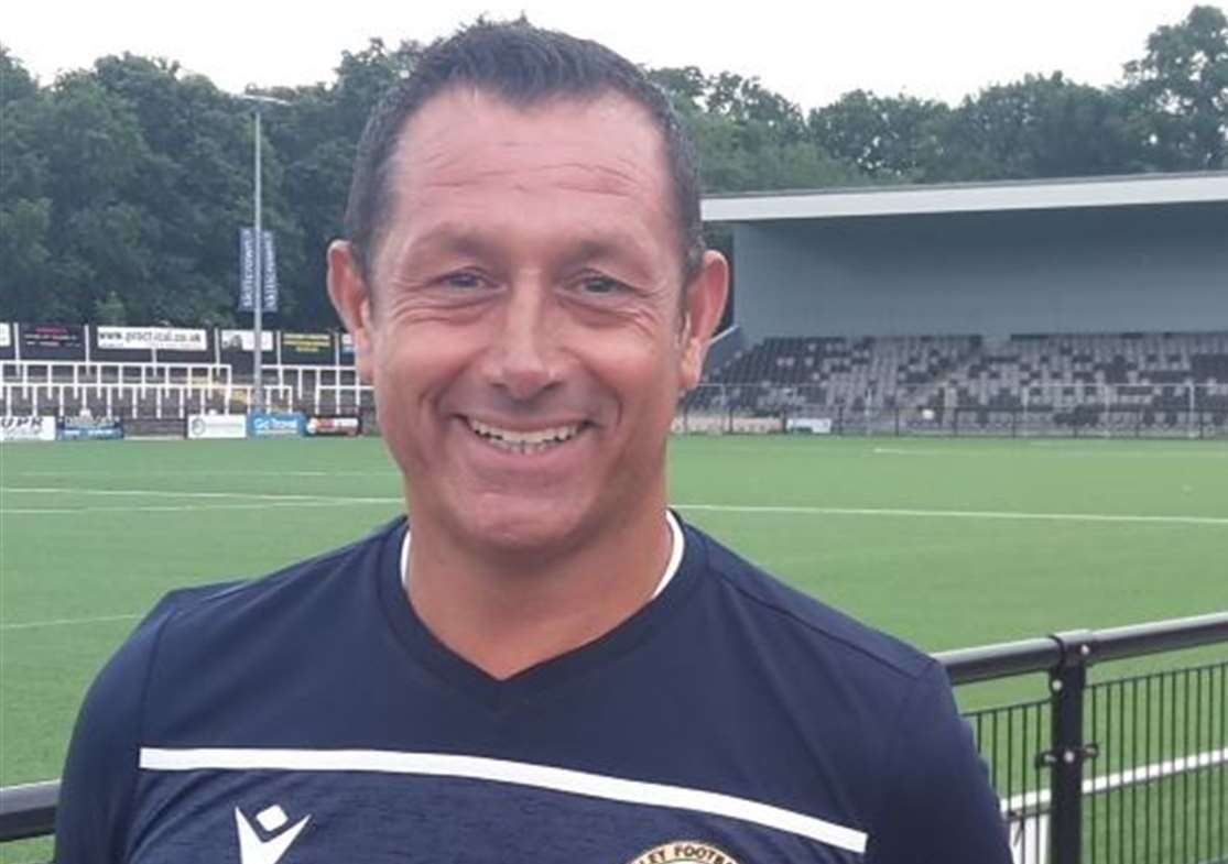 Former Bromley boss Neil Smith among the early favourites to replace Steve Evans at Gillingham