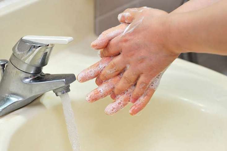 Handwashing facilities are available to inmates, staff and visitors