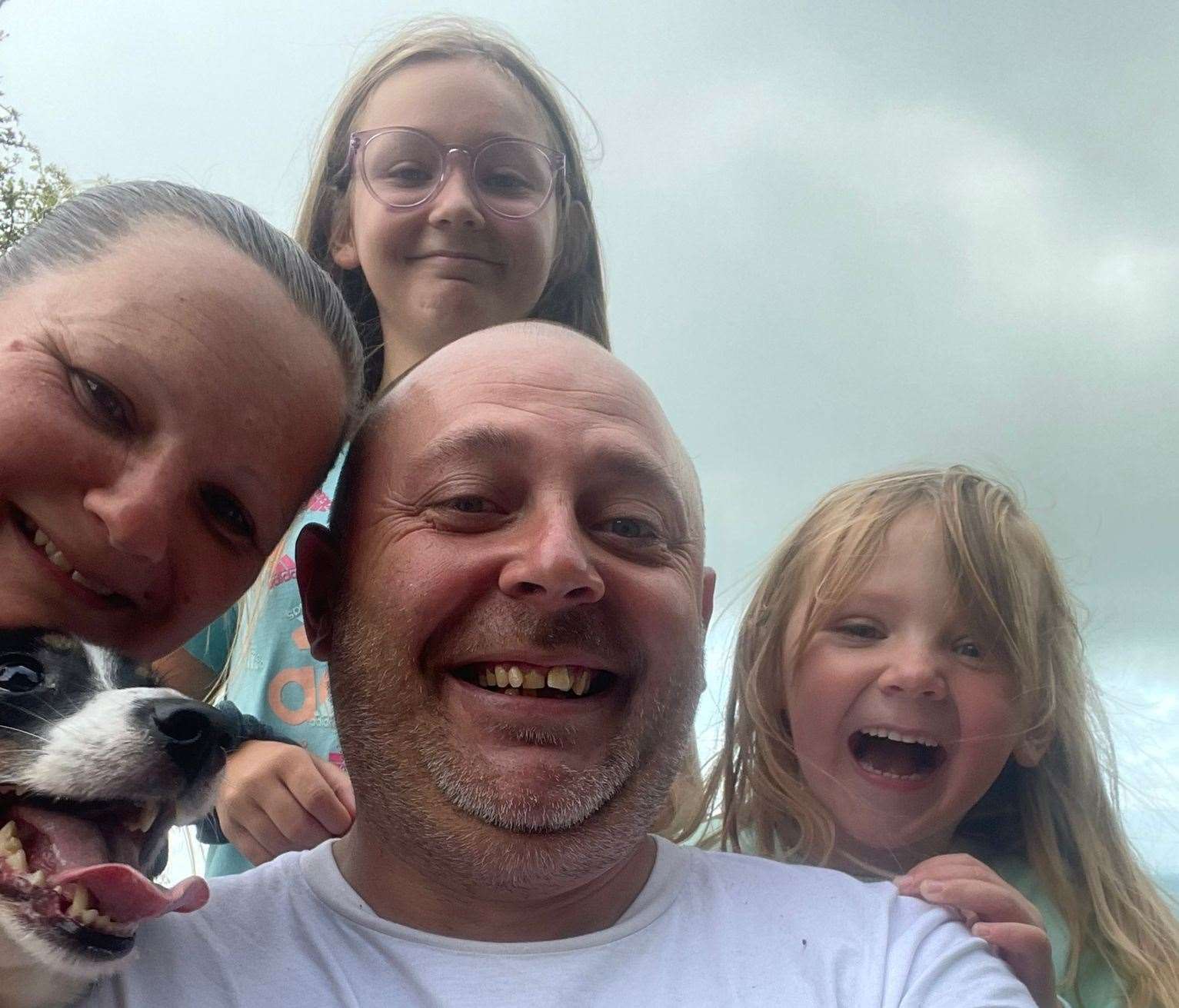 Gemma and Gareth Porter with children Niamh and Isla, and dog Bernie, are preparing to take in a family of four Ukrainians