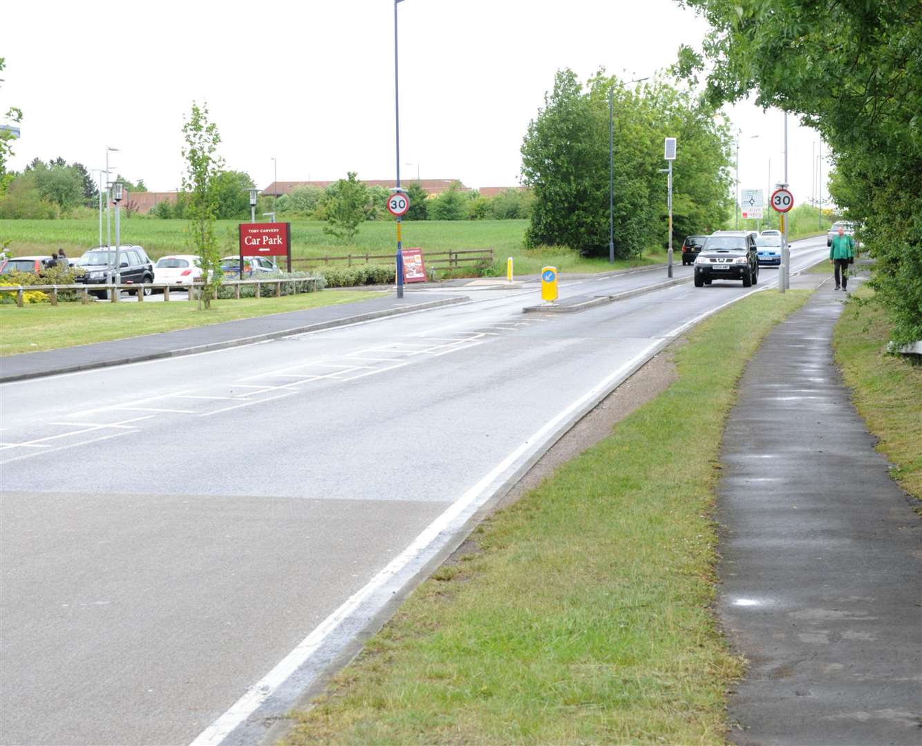Residents living in the area say there's no way the roads could cope with another 400 homes