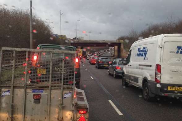 There were long delays on the Maidstone-bound carriageway of the A249 today (Pic: @BiG_RiChI77)