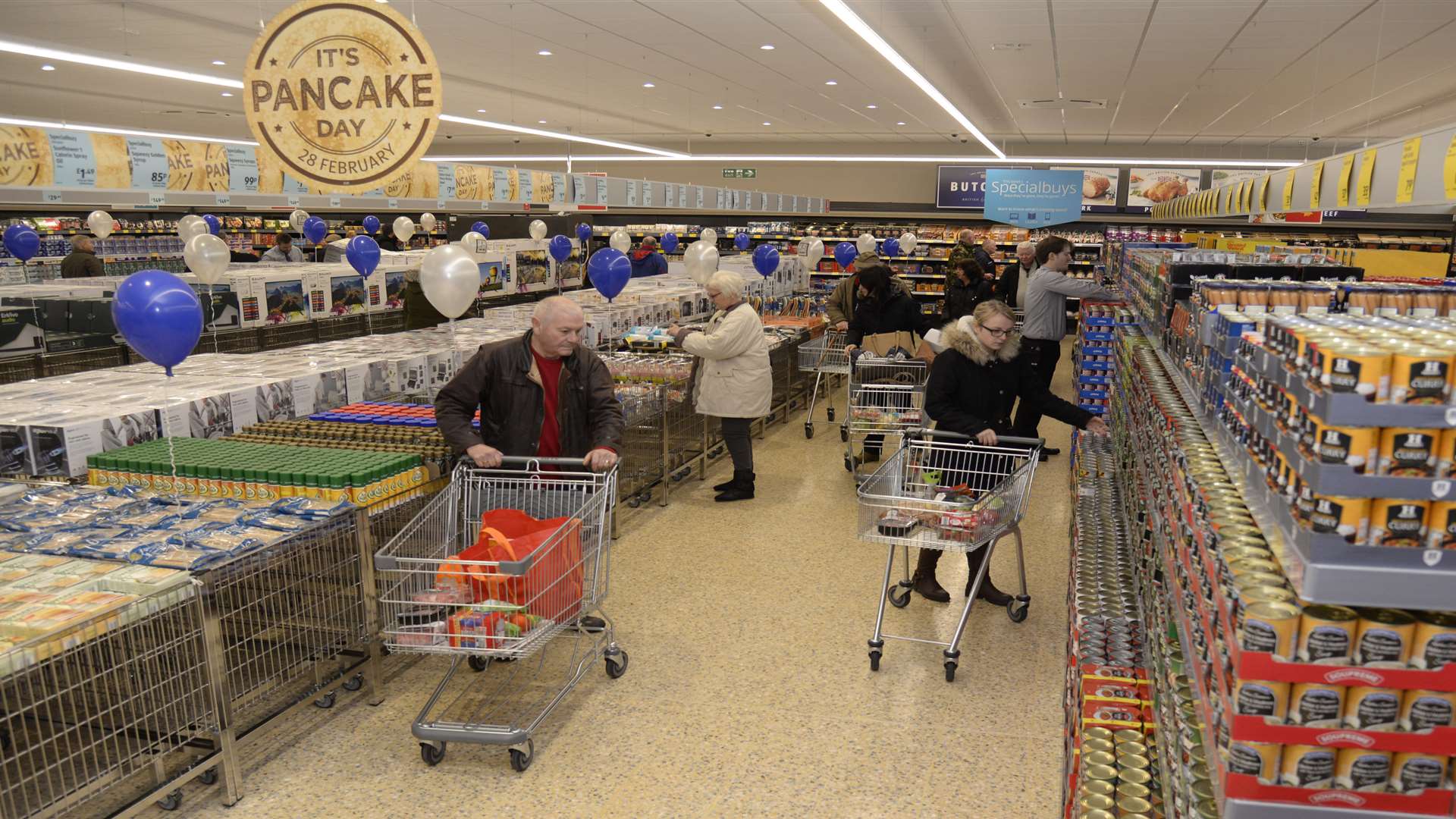 Shoppers inside the new Aldi. Picture: Chris Davey