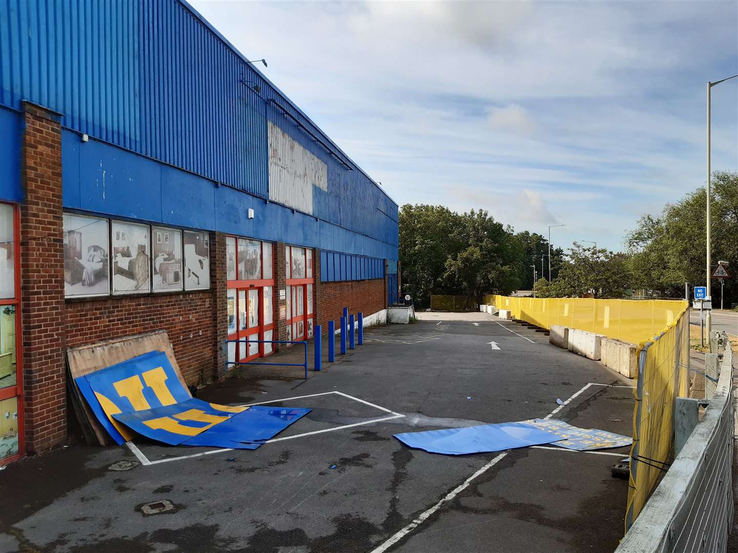 The ex-HomePlus site has now been cordoned off ahead of demolition to make way for the 'Ashford Shard' scheme