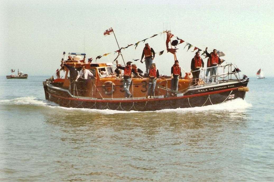 The Hampshire Rose saying a final goodbye in May 1990 Picture: Colin Varrall