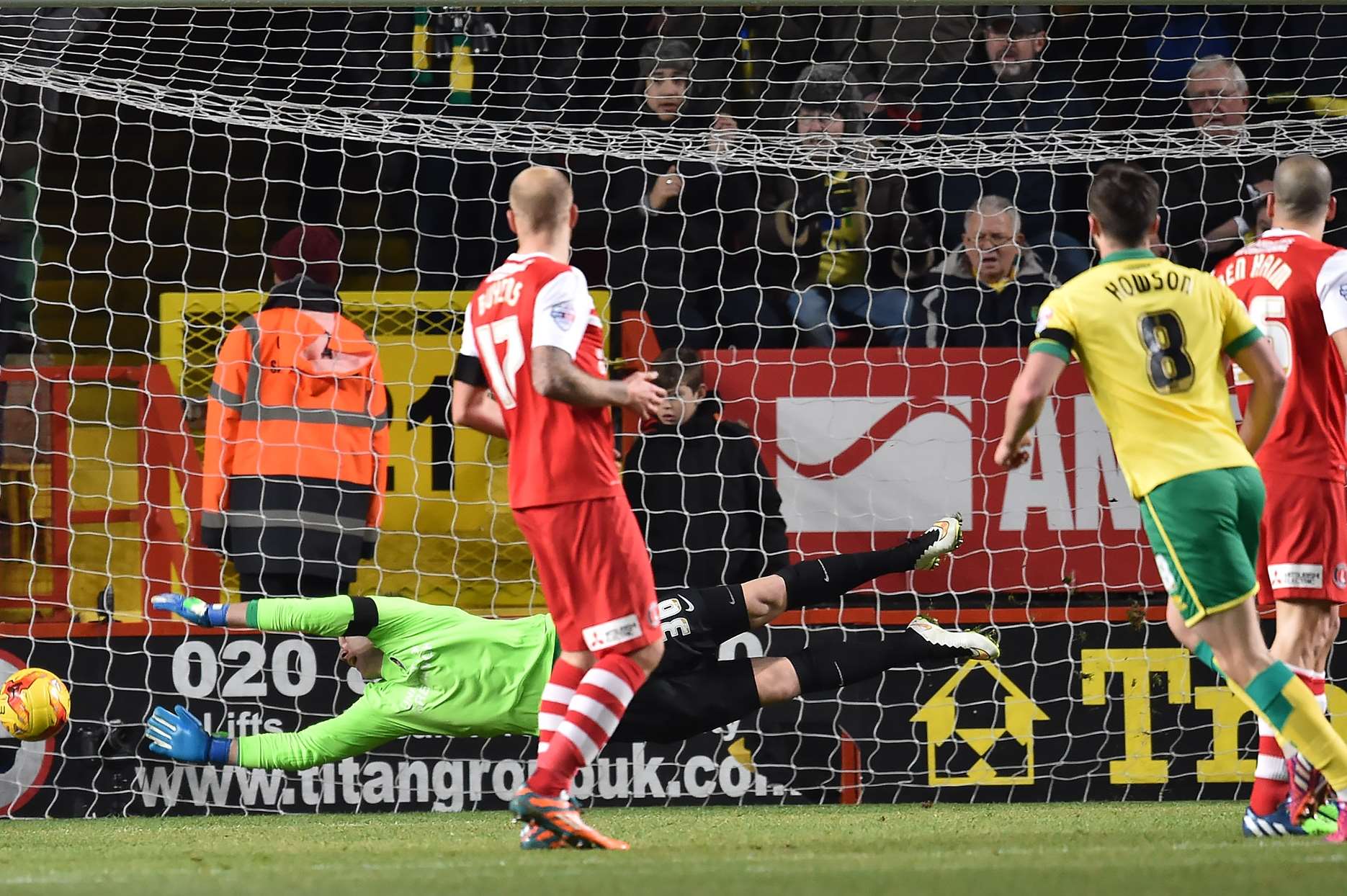 Norwich's Jonny Howson puts the Addicks on the back foot after 14 minutes and the Canaries added a second two minutes before the break Picture: Keith Gillard
