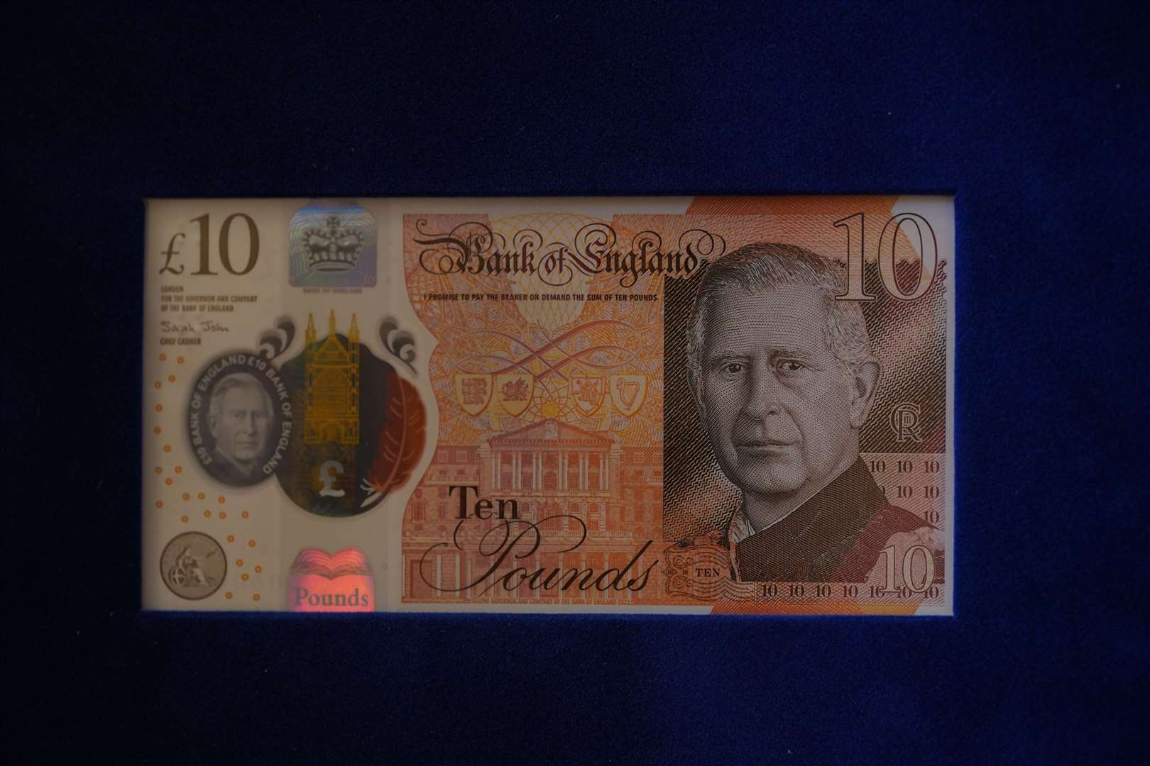The first £10 note bearing the King’s portrait (Yui Mok/PA)