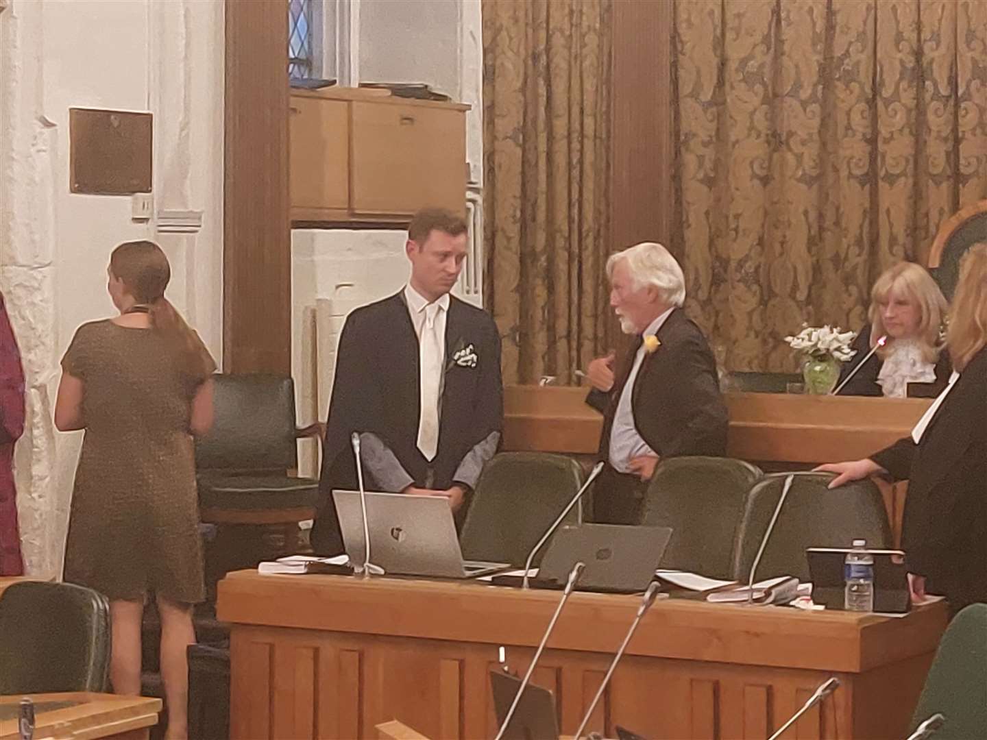 Cllrs Fitter-Harding and Dixey were seen exchanging a quiet word while votes for the next Lord Mayor were cast