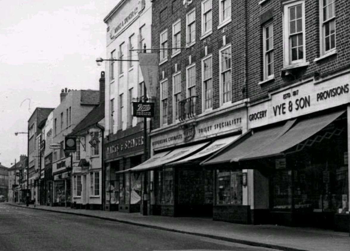 The Ashford Vye and Son shop in 1960