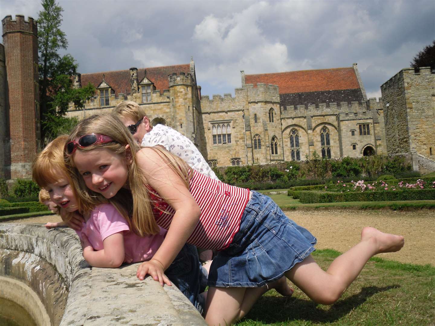 Take the kids along to an entertaining Sunday show at Penshurst Place. Picture: Penshurst Place
