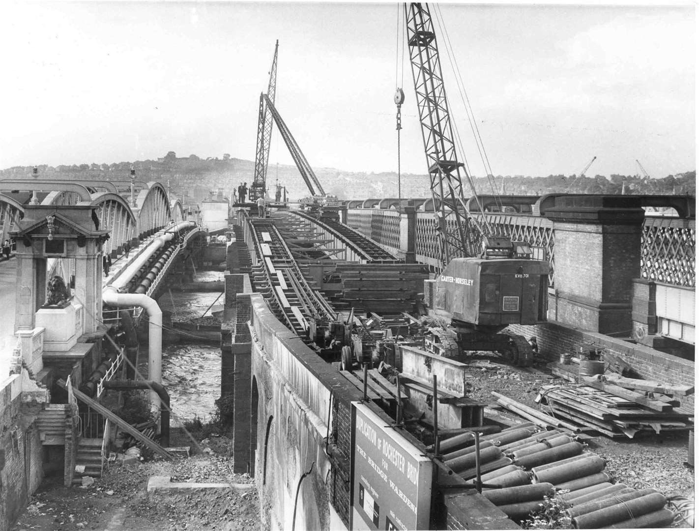 Construction of Rochester Bridge in 1968