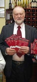Cllr Roger Walkden with the loyalty cards