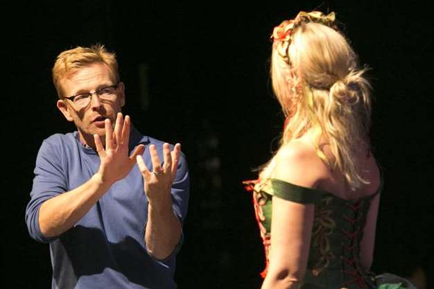 Paul Hendy talks panto in rehearsals stage with Samantha Womack at the Marlowe Theatre