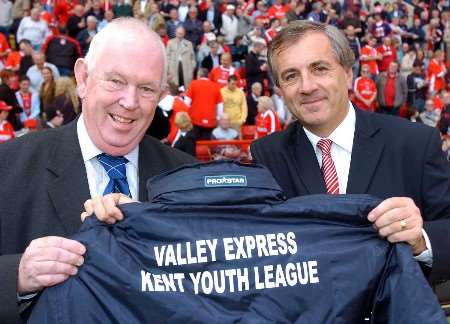 Colin Boswell (left) and Peter Varney after the sponsorship deal was agreed last year. Picture: MATTHEW WALKER