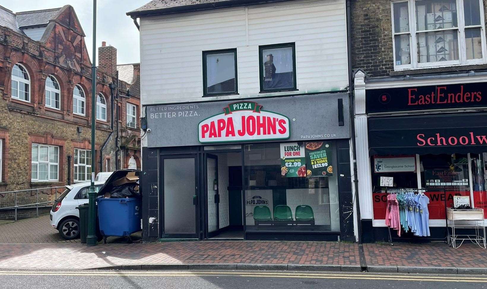 Papa John's in Sittingbourne High Street near the Wetherspoons pub