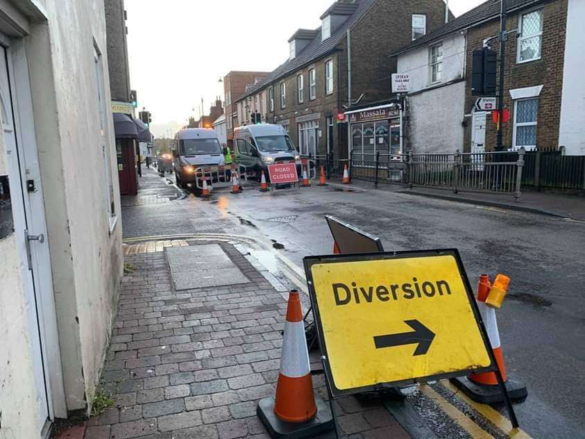 The A2 near Newington is shut following a gas leak (5326827)